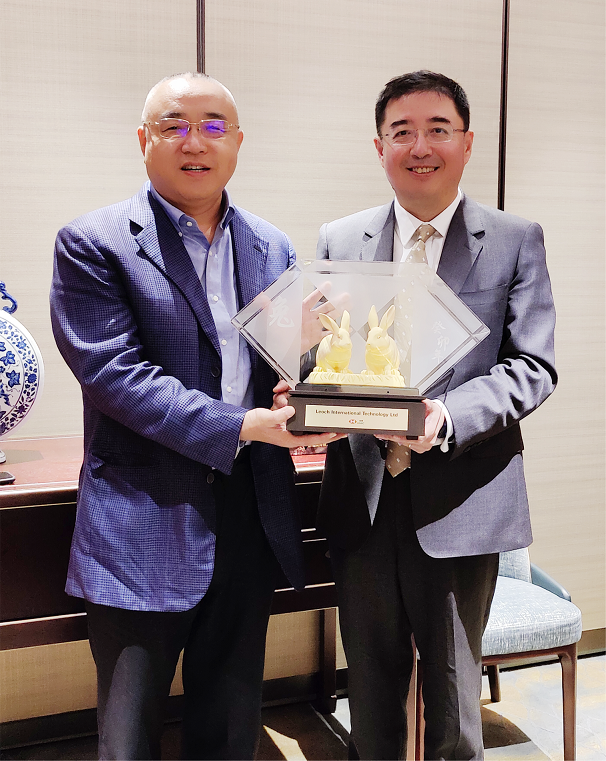 博士会晤汇丰银行高管方啸先生