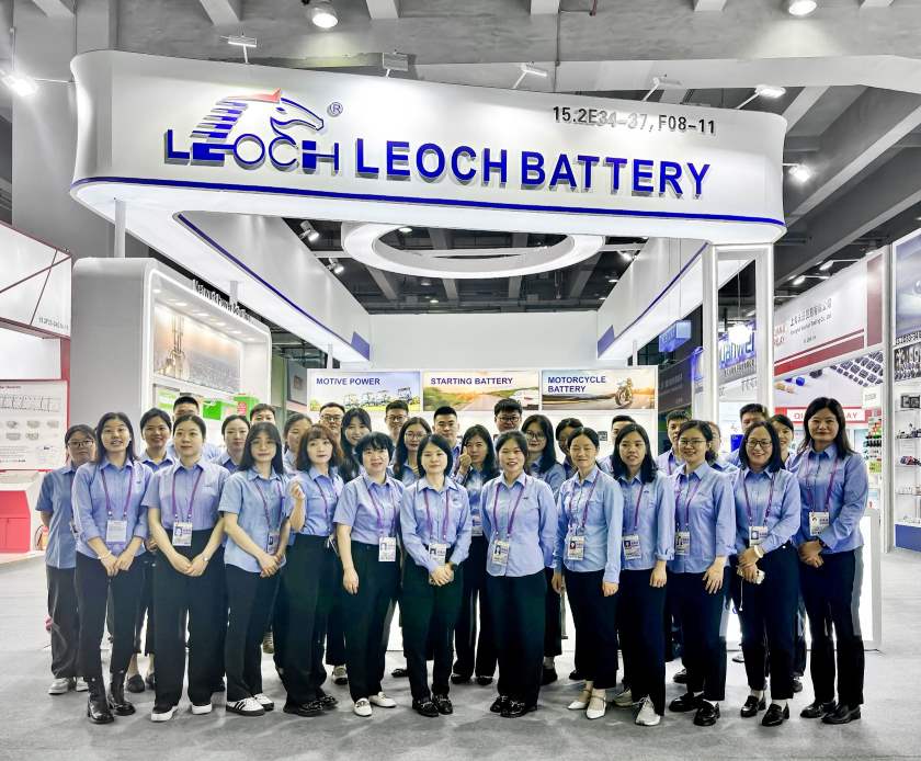 09人员合照 拷贝.jpg